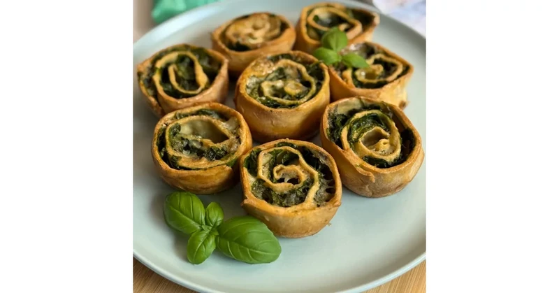 Kohlenhydratreduzierte Spinat-Käse-Rolle