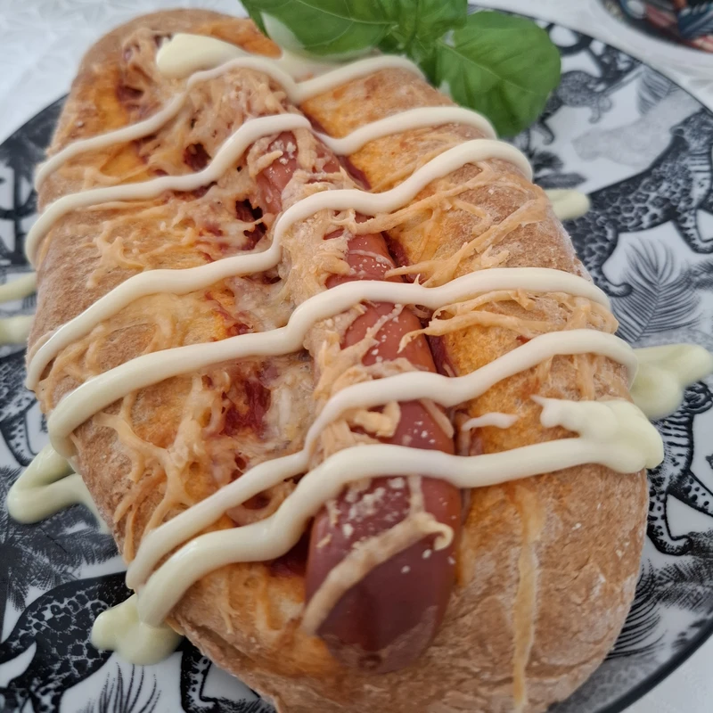 🌭 Keto-Würstchen-Pasteten, fertiges Gericht auf dem Hauptfoto
