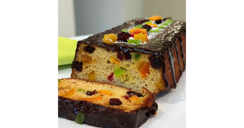 Weihnachtlicher Früchtekuchen mit Fibriya Neutraler-Biskuit Ballaststoffmix